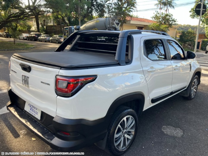 Fiat STRADA VOLCANO 1.3 CABINE DUPLA 2022/2023